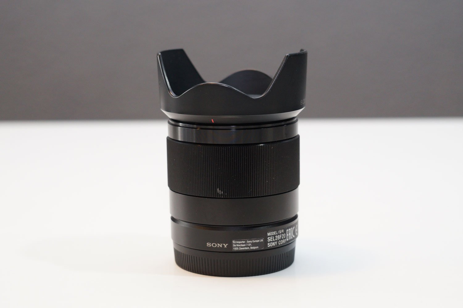 sony fe 28mm lens