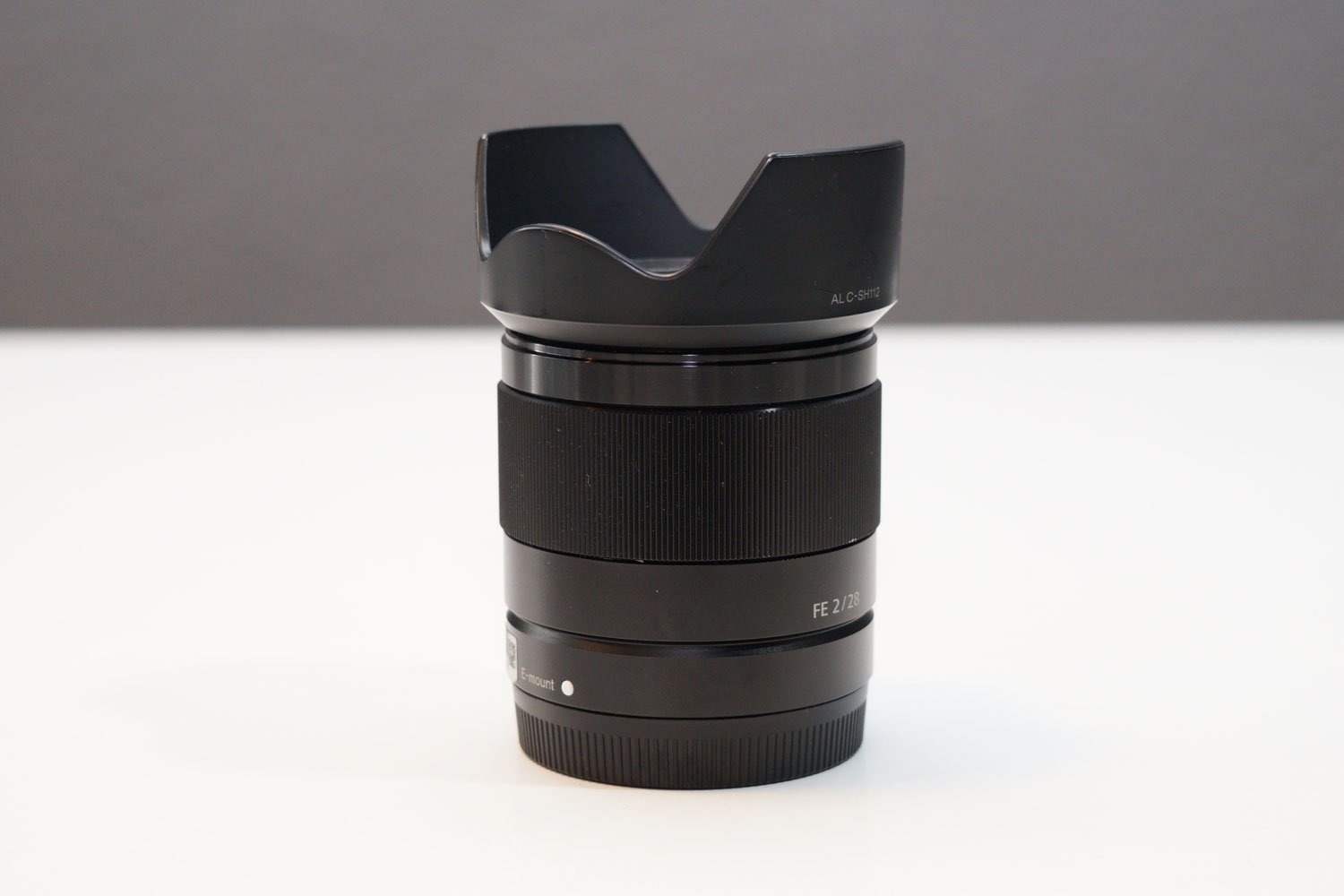 sony fe 28mm lens