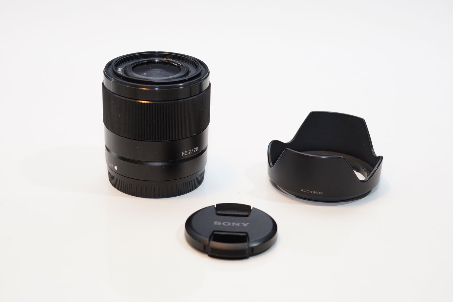 sony fe 28mm lens