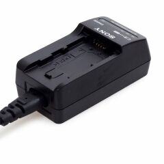 Sony FDR-AX100E Şarj Aleti Orjinal BC-TRV