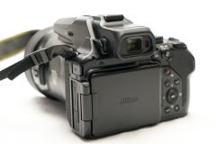 Nikon CoolPix P1000 Dijital Fotoğraf Makinesi - Temiz Sorunsuz (İkinci El Ürün)