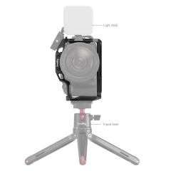 SmallRig 4004 Canon EOS R10 için “Black Mamba Kafesi