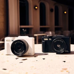 Acton Flip Dijital Kompakt Fotoğraf Makinesi Retro Kamera - Beyaz